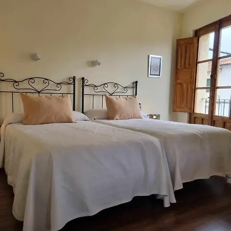 Apartment Cuatro Canos Madrigal de la Vera