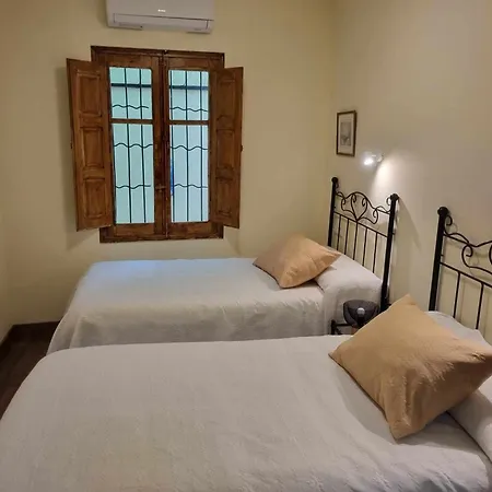 Cuatro Canos Madrigal de la Vera